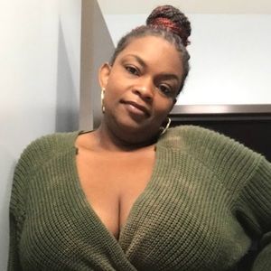 Meet your Posher, Natasha